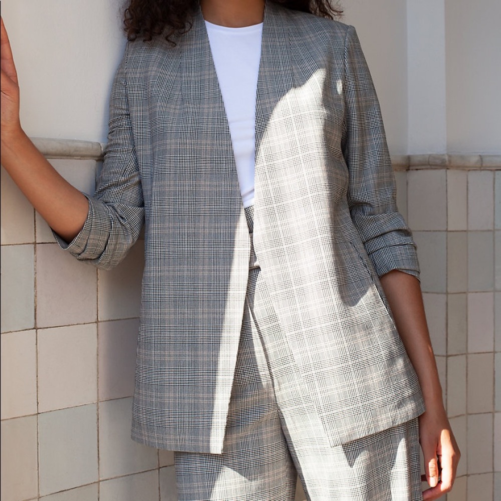 Aritzia Babaton Power Blazer